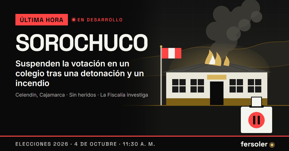Ilustración en negro y dorado de un colegio rural con humo y llamas en el techo, la bandera del Perú, cerros detrás y un ánfora con el símbolo de pausa, junto al titular Sorochuco en grande y un recuadro rojo de Última hora